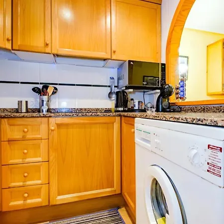 Apartamento Galeon Id10 *